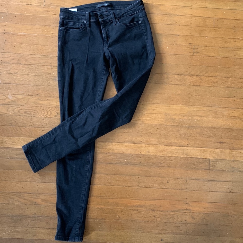 Joes Jeans denim. Fit: the skinny